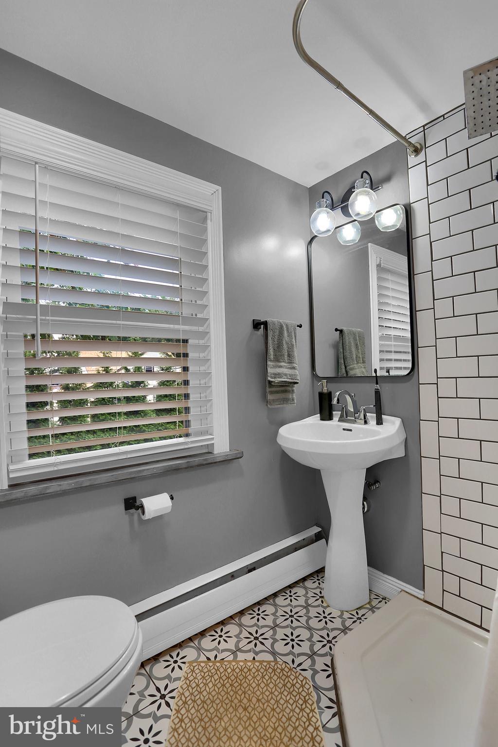 767 Clearmount Road York, PA 17403 - Photo 21 of 39 Gallery Image 21