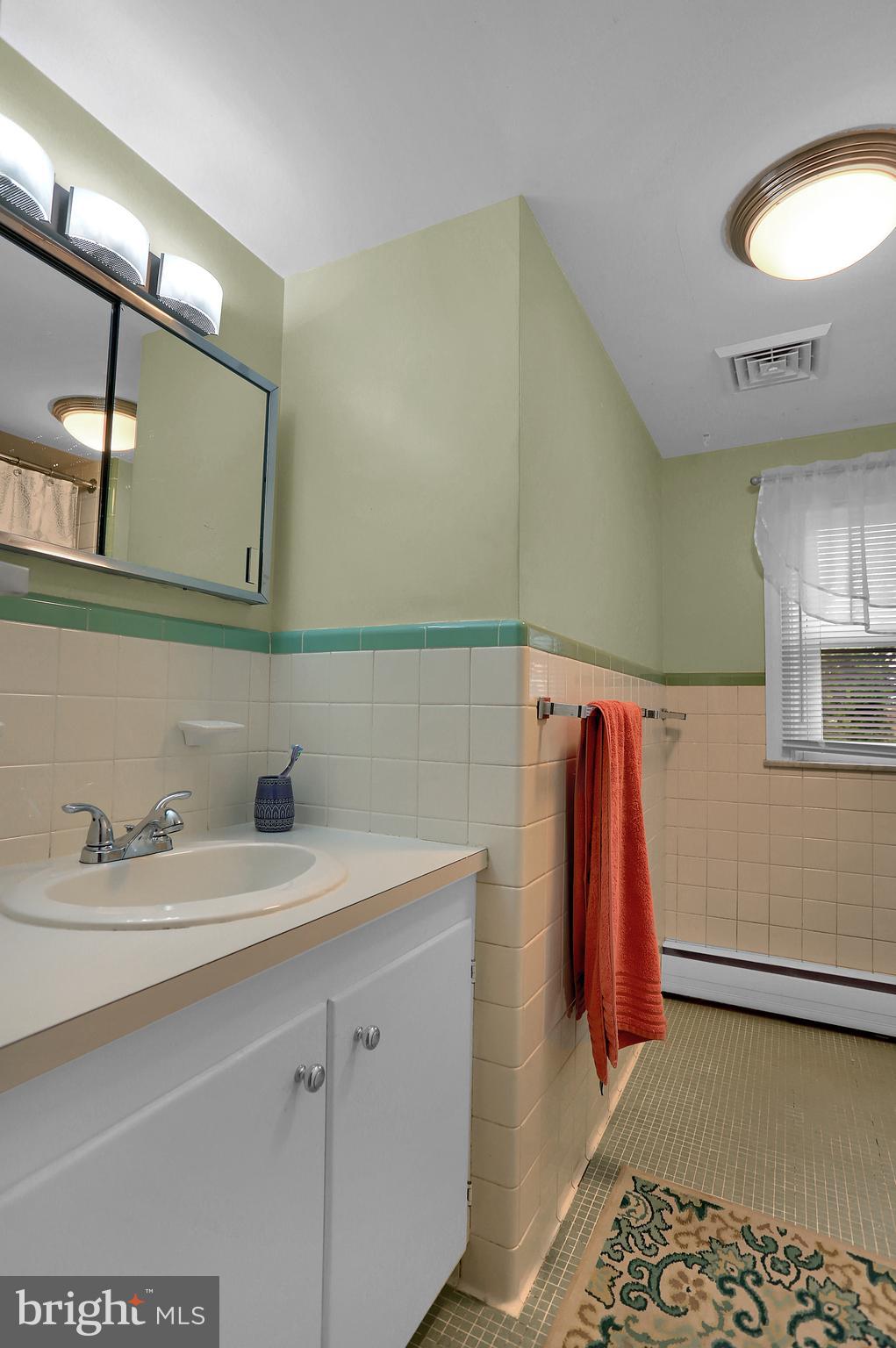 767 Clearmount Road York, PA 17403 - Photo 25 of 39 Gallery Image 25