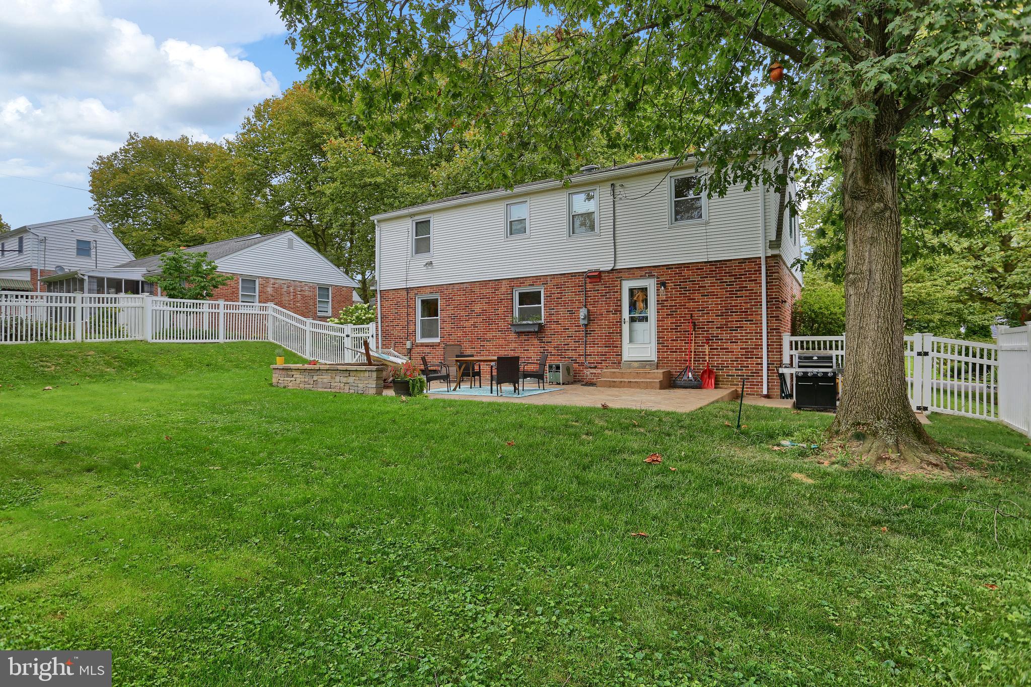 767 Clearmount Road York, PA 17403 - Photo 35 of 39 Gallery Image 35
