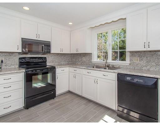 40 Hobbs Brook Road Waltham, MA 02451 - Photo 4 of 25 Gallery Image 4
