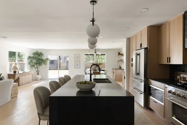 $925,000 | 2005 Pompton Drive, Austin, TX 78757