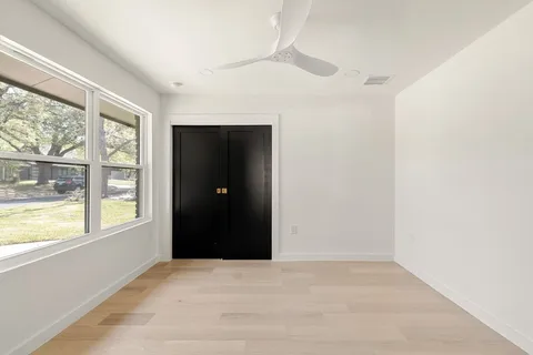 $925,000 | 2005 Pompton Drive, Austin, TX 78757