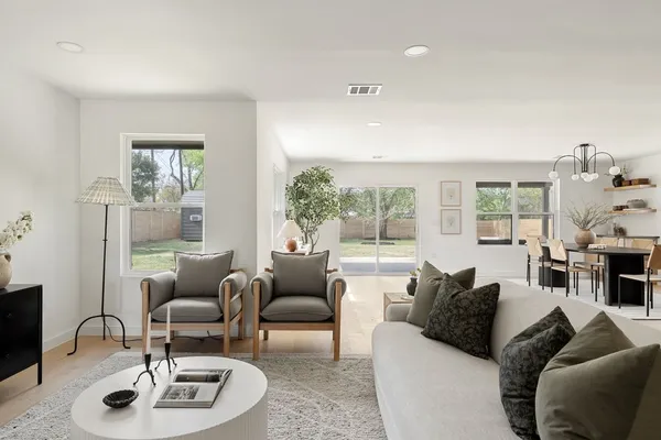 $925,000 | 2005 Pompton Drive, Austin, TX 78757