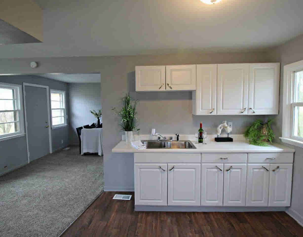 7074 Johnson Road Flushing, MI 48433 - Photo 7 of 16 21276816-6.JPG