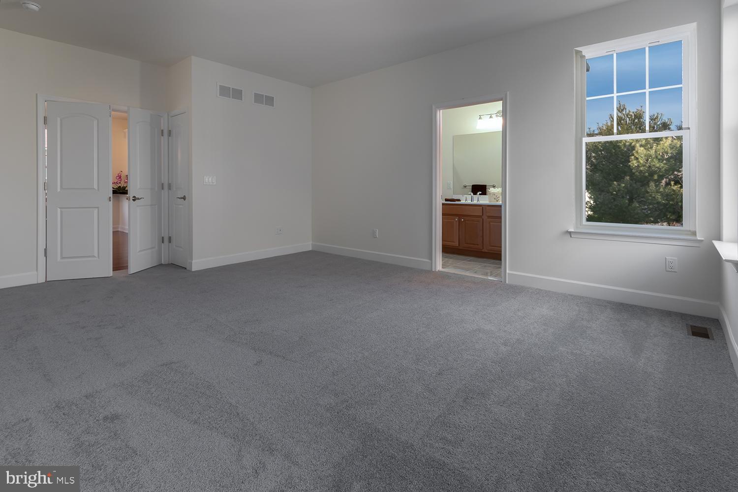14 John Maher Way Delanco, NJ 08075 - Photo 11 of 27