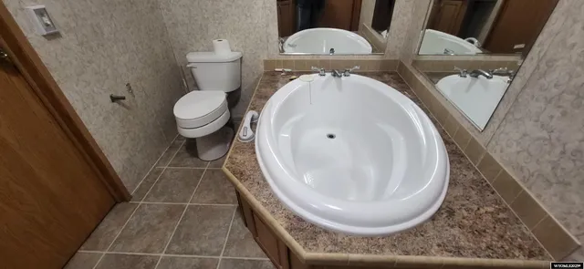 $150,000 | 805 Apple Street, Rawlins, WY 82301