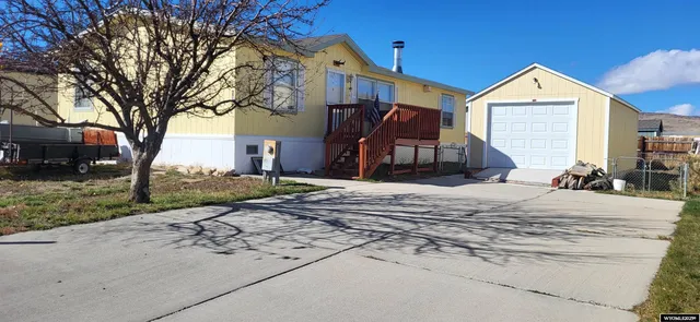 $150,000 | 805 Apple Street, Rawlins, WY 82301