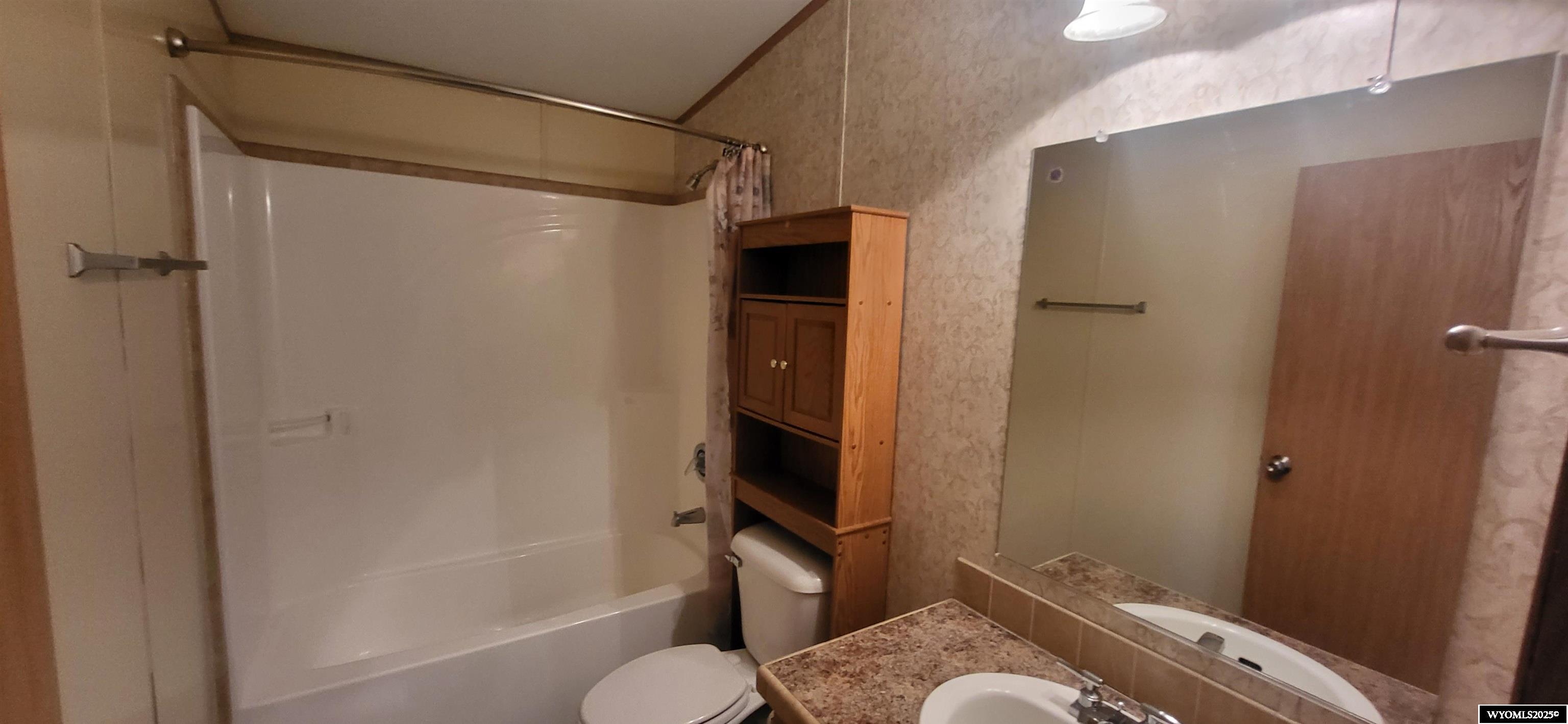 805 Apple Avenue Rawlins, WY 82301 - Photo 22 of 32