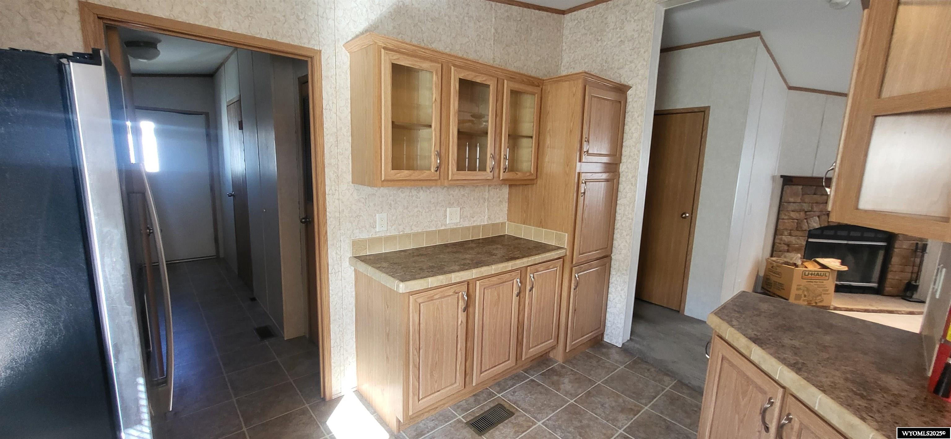 805 Apple Avenue Rawlins, WY 82301 - Photo 25 of 32