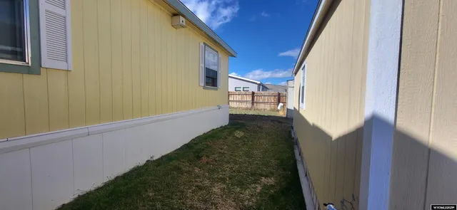 $150,000 | 805 Apple Street, Rawlins, WY 82301