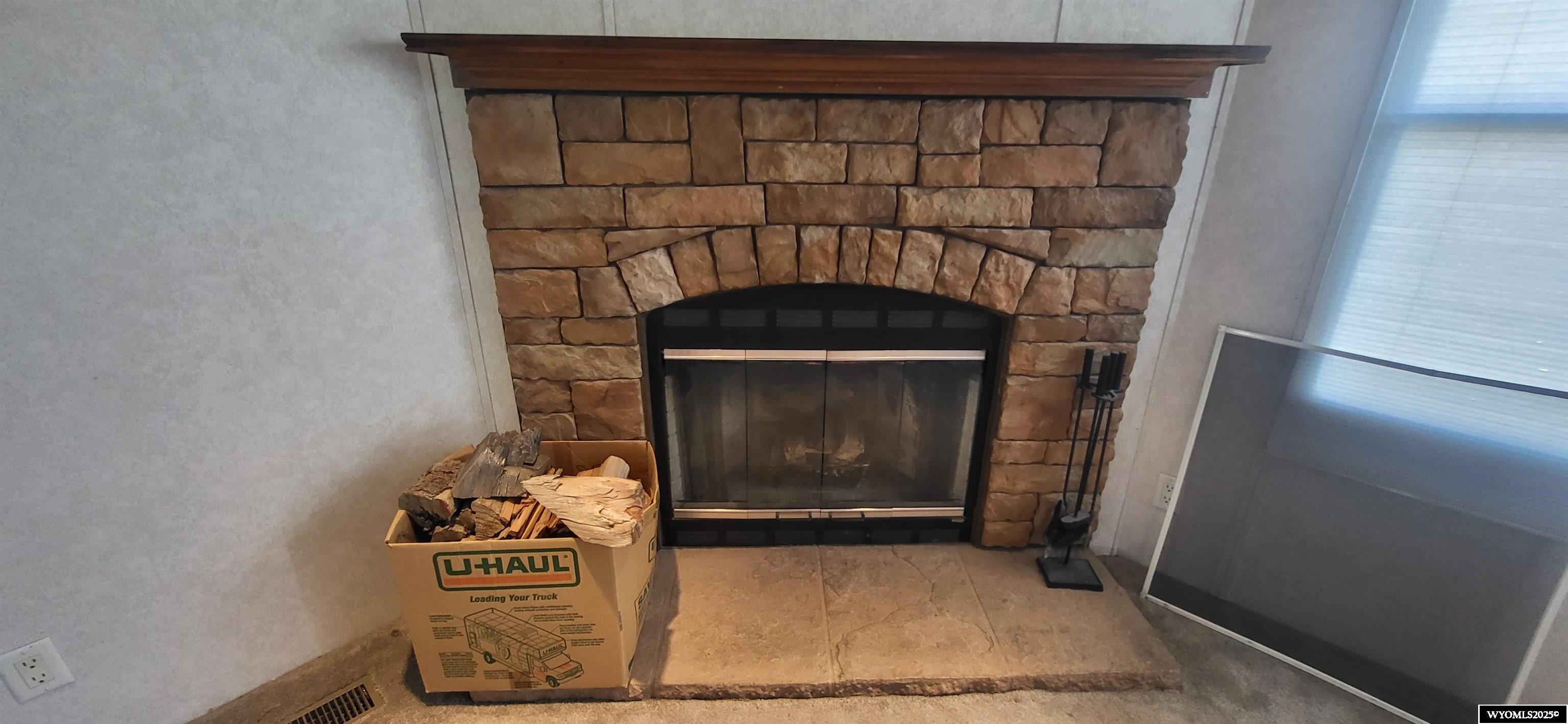 805 Apple Avenue Rawlins, WY 82301 - Photo 10 of 32