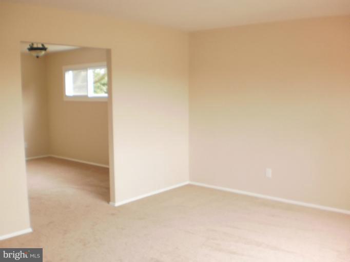 9027 Samoset Road Randallstown, MD 21133 - Photo 3 of 23
