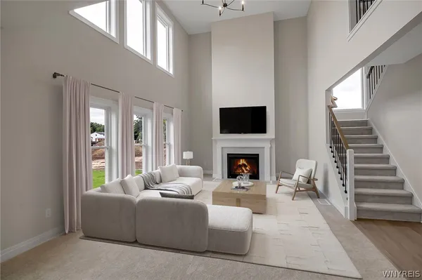 $749,900 | 6 Fieldstream Lane, Lancaster, NY 14086