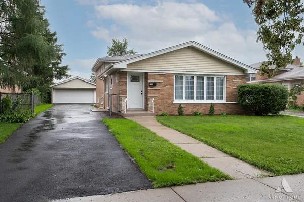 $429,900 | 6127 79th Place, Burbank, IL 60459