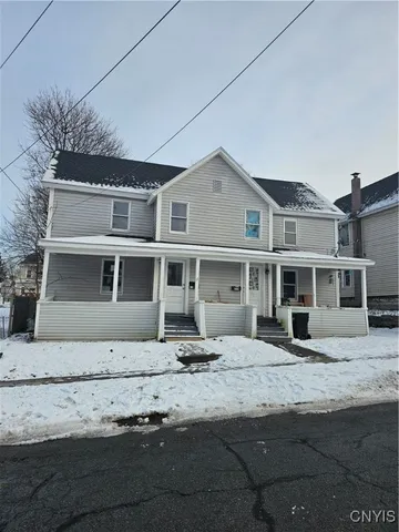 $1,200 | 210 North Indiana Avenue, Unit 212, Watertown, NY 13601