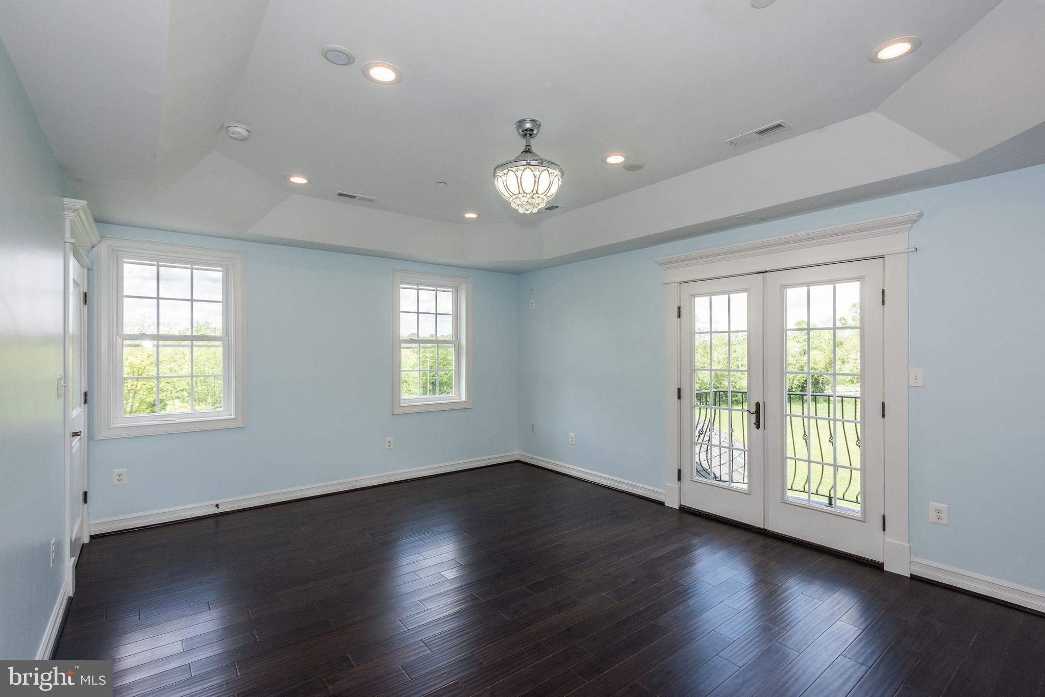 15435 Barnesville Road Boyds, MD 20841 - Photo 23 of 49 Bedroom