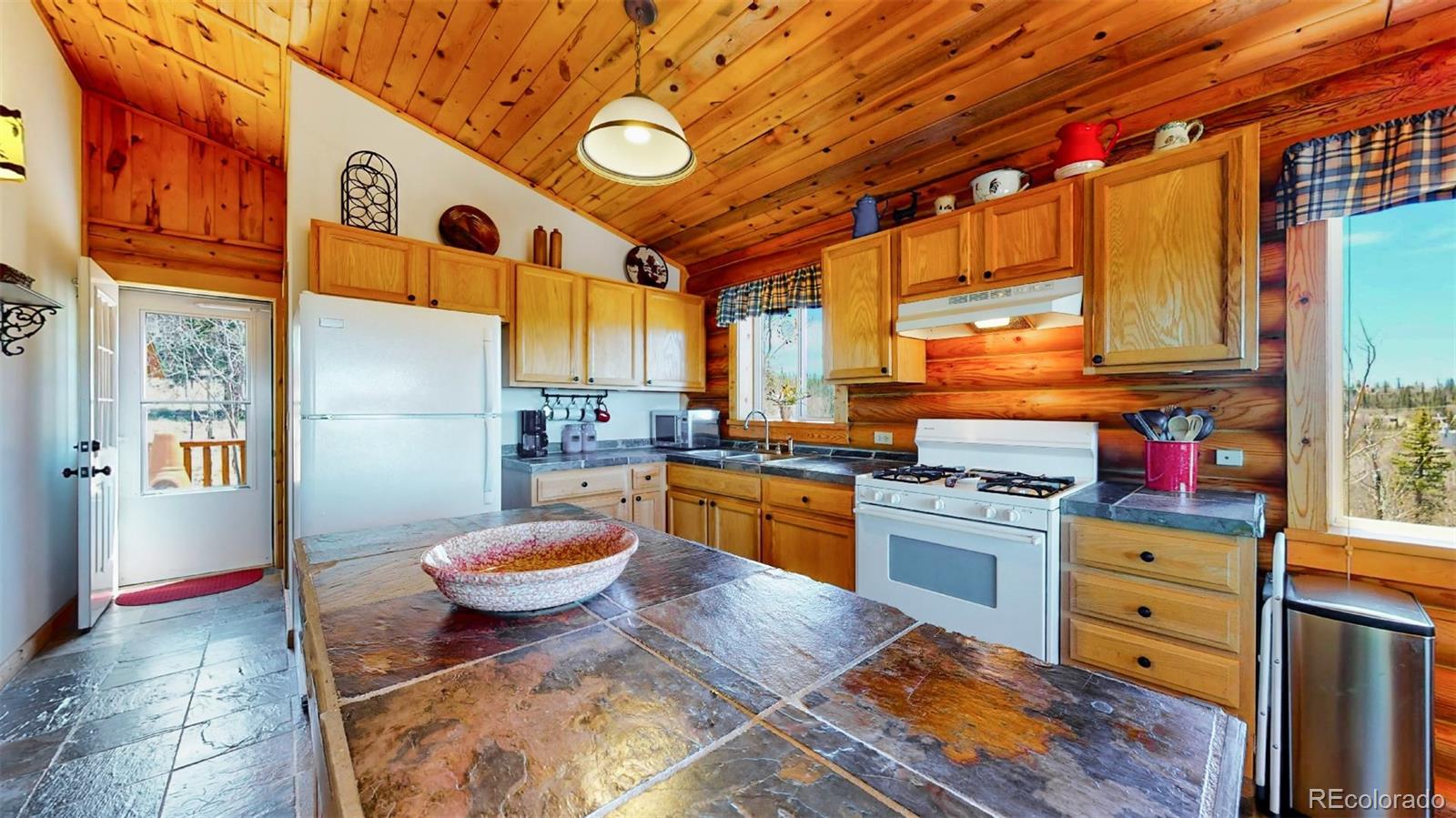 684 Haida Road Como, CO 80456 - Photo 9 of 39 Gallery Image 9