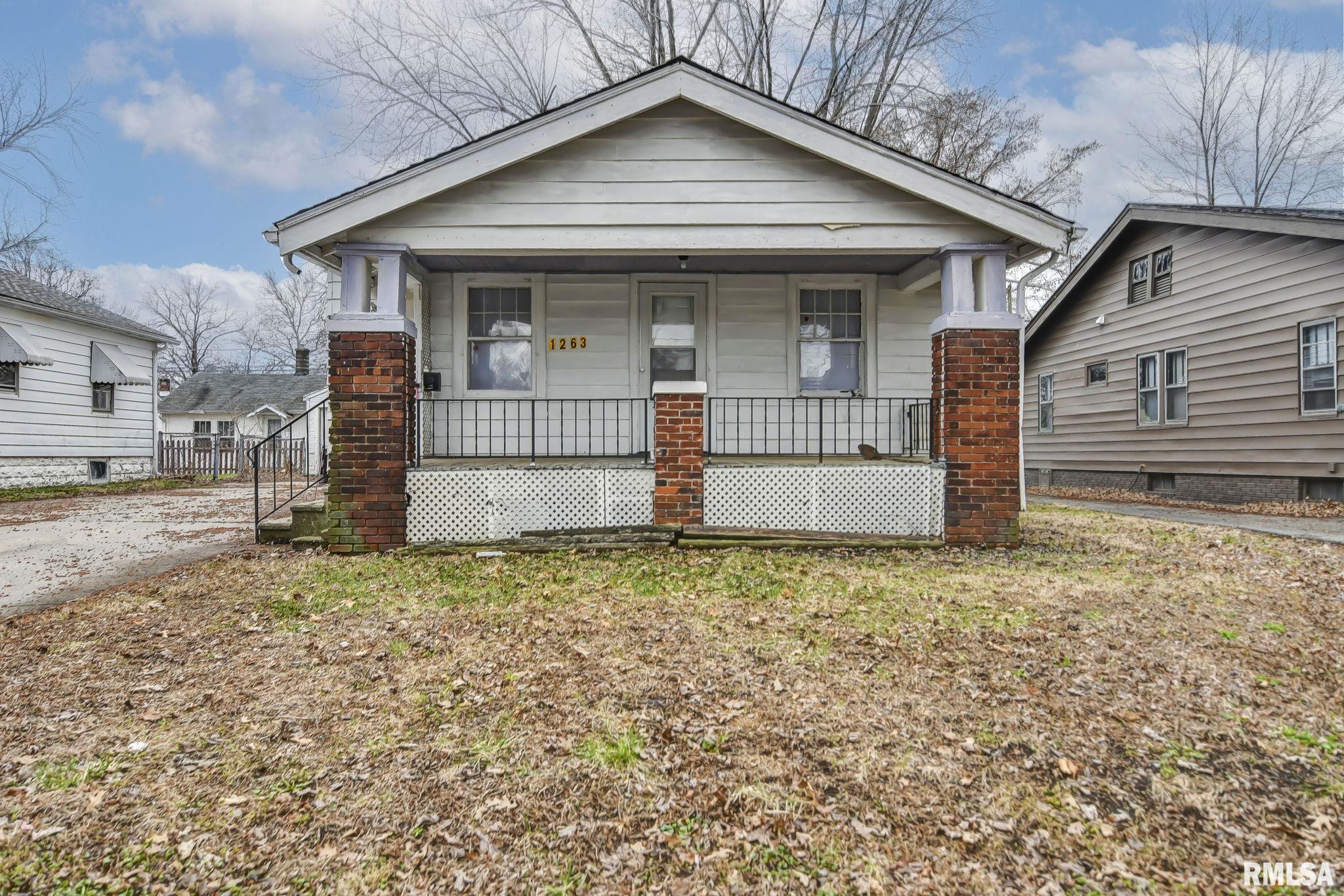 1263 Sedgwick Street Decatur, IL 62521 - Photo 1 of 11