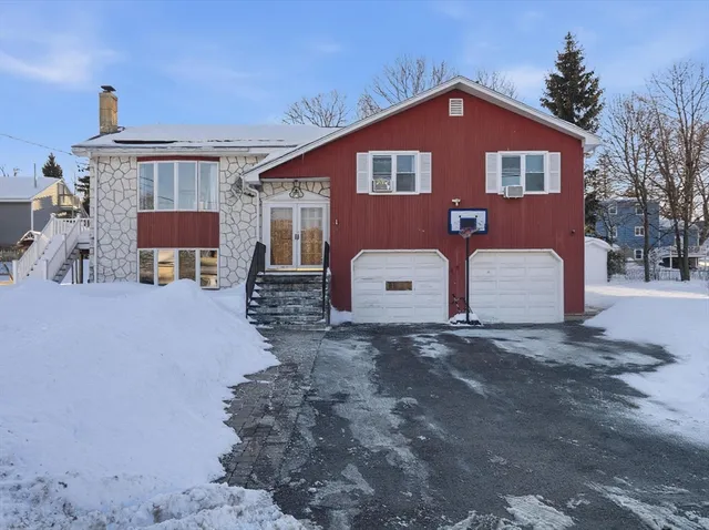 $719,900 | 39 Swan Avenue, Methuen, MA 01844