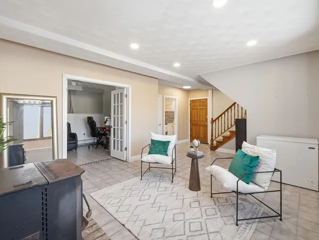 $719,900 | 39 Swan Avenue, Methuen, MA 01844