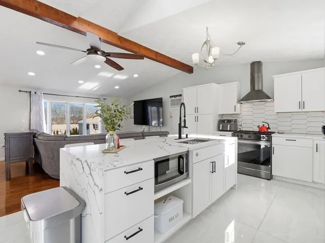 $719,900 | 39 Swan Avenue, Methuen, MA 01844