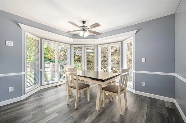 $349,950 | 1201 Northwest Burr Oak Court, Blue Springs, MO 64015