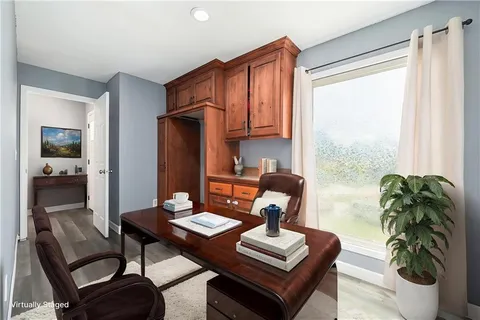 $349,950 | 1201 Northwest Burr Oak Court, Blue Springs, MO 64015