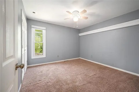 $349,950 | 1201 Northwest Burr Oak Court, Blue Springs, MO 64015