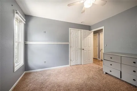 $349,950 | 1201 Northwest Burr Oak Court, Blue Springs, MO 64015