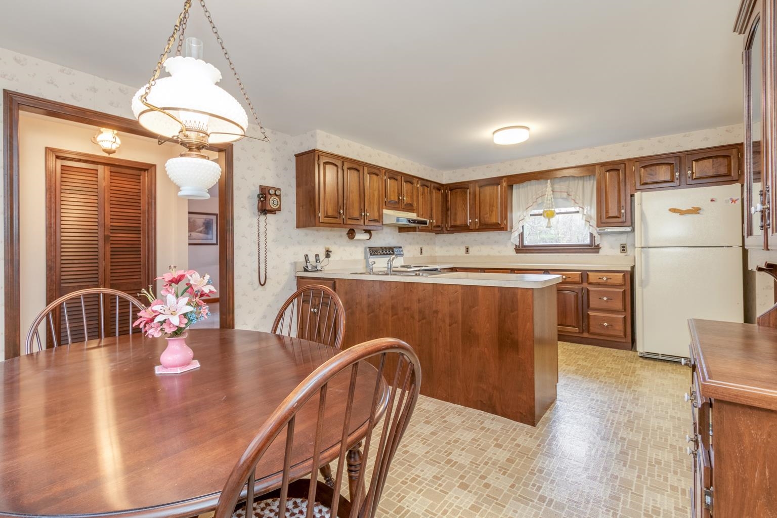 1 Currier Road Pelham, NH 03076 - Photo 2 of 38 Gallery Image 2
