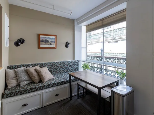 $228,000 | 65 Weybosset Street, Unit 211, Providence, RI 02903