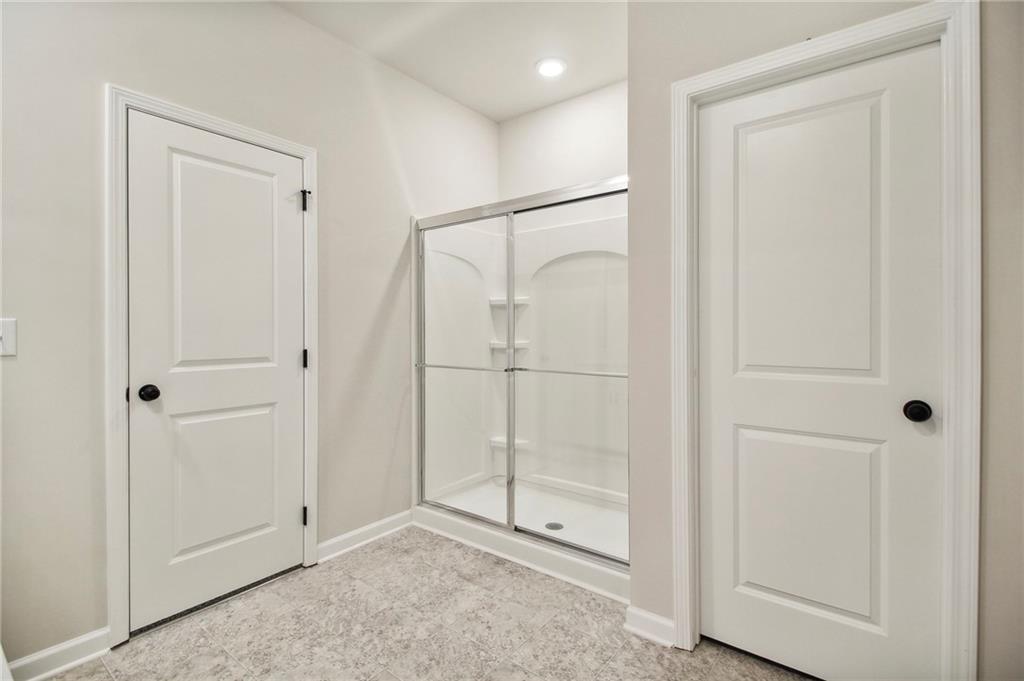 646 Rodeo Drive Auburn, GA 30011 - Photo 26 of 26 a view of an empty room
