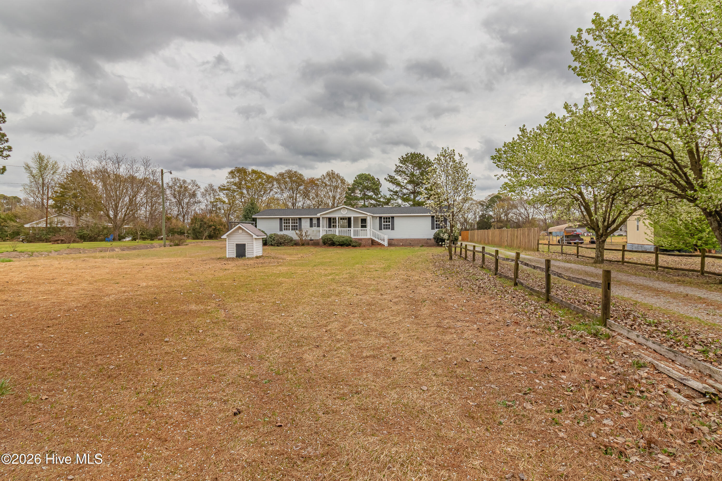 833 Ruskin Road Dudley, NC 28333 - Photo 2 of 28 IMG_6079