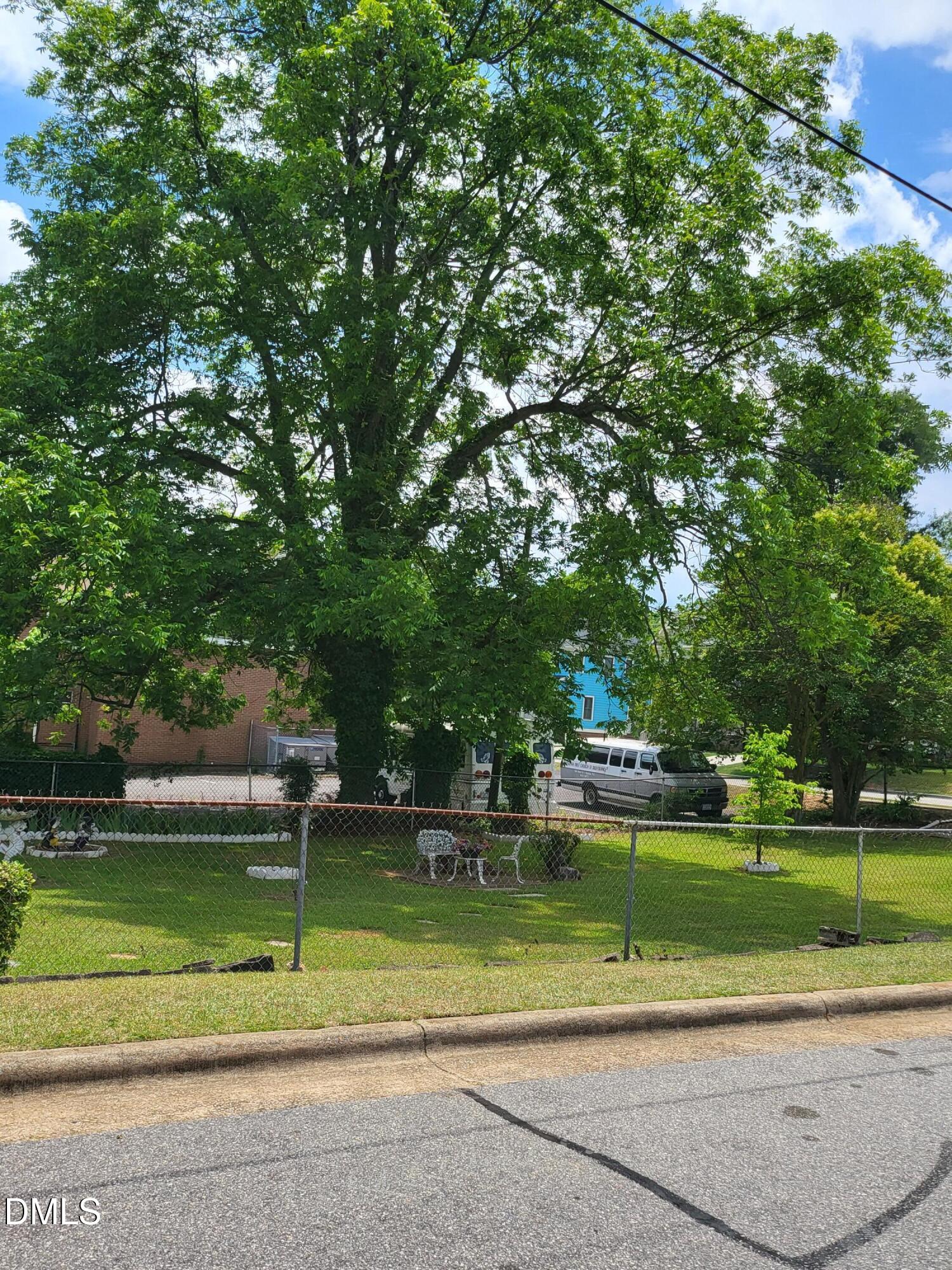 1406 East Jones Street Raleigh, NC 27610 - Photo 1 of 3 a view of a park