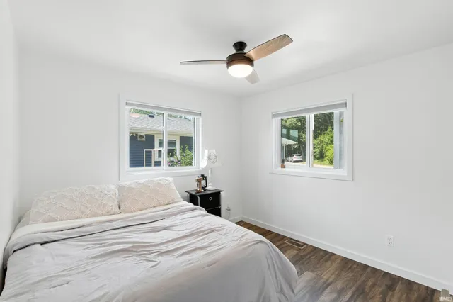 $685,000 | 15 EMS B40D Lane, Leesburg, IN 46538