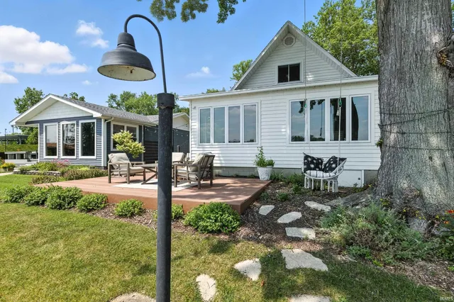 $685,000 | 15 EMS B40D Lane, Leesburg, IN 46538