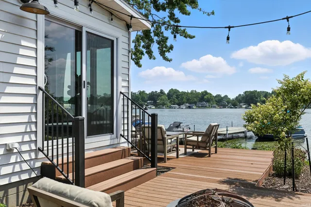 $685,000 | 15 EMS B40D Lane, Leesburg, IN 46538