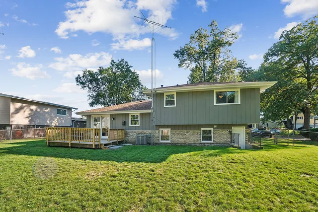 $450,000 | 125 West Kimber Drive, New Lenox, IL 60451