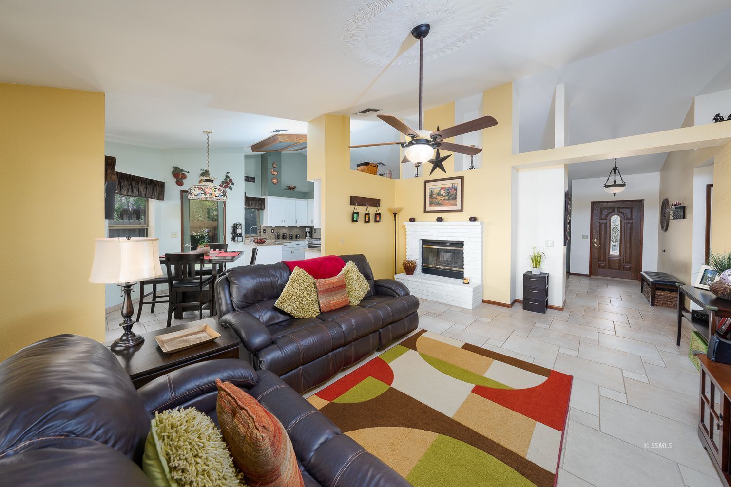 304 West Cielo Avenue Ridgecrest, CA 93555 - Photo 10 of 36 Gallery Image 10