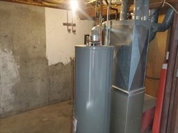 174 Pine Street, Unit 23 Holbrook, MA 02343 - Photo 22 of 25 a bathroom with a shower