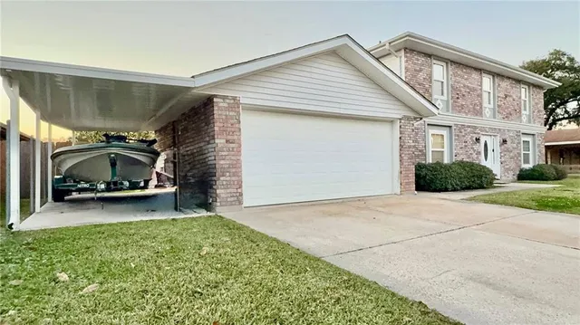 $329,000 | 4020 Hugo Drive, Marrero, LA 70072