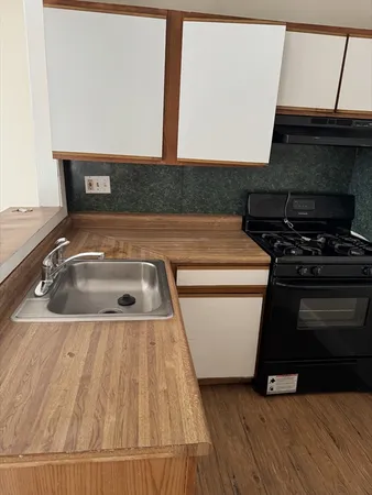 $2,100 | 31 Moreland Street, Unit 2, Boston, MA 02119