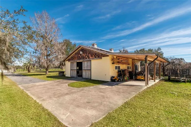 $1,699,000 | 9760 West Highway 316, Reddick, FL 32686