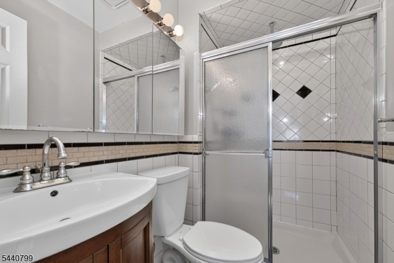 15 Kensington Road, Unit G Chatham, NJ 07928 - Photo 13 of 23