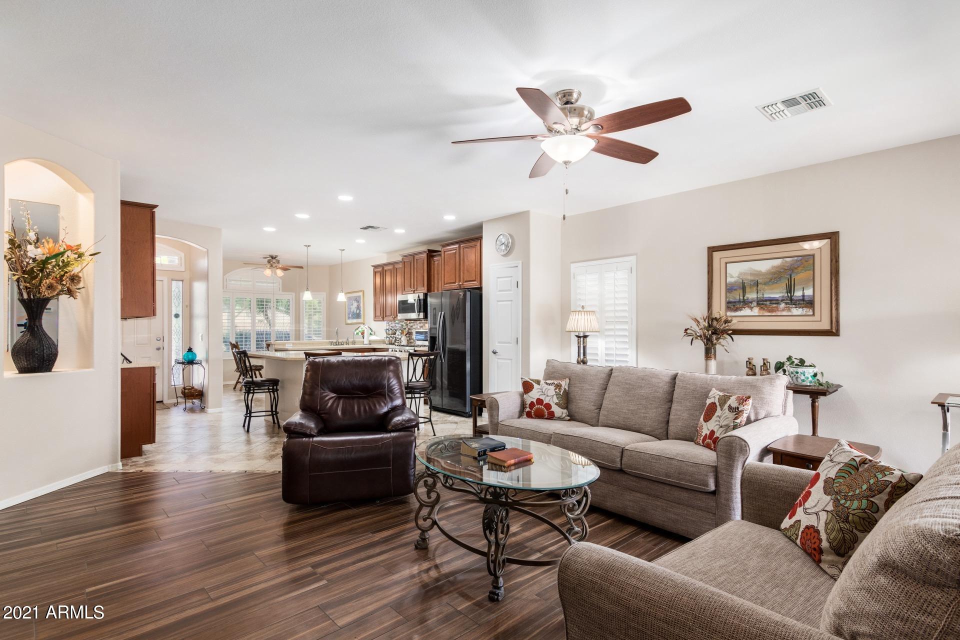 14521 West Hearn Road Surprise, AZ 85379 - Photo 5 of 38 Hearn 5