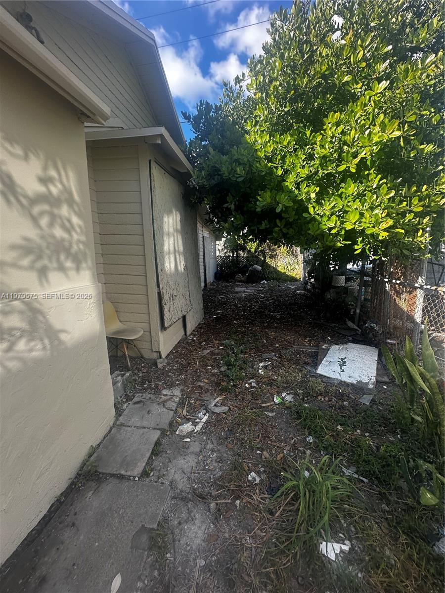 1919 Southwest 2nd Street, Unit C Miami, FL 33135 - Photo 17 of 24