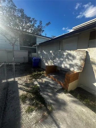 $2,300 | 1919 Southwest 2nd Street, Unit C, Miami, FL 33135