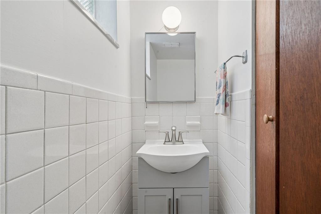 609 Brightberry Road Monroeville, PA 15146 - Photo 21 of 36 Powder room off of gameroom