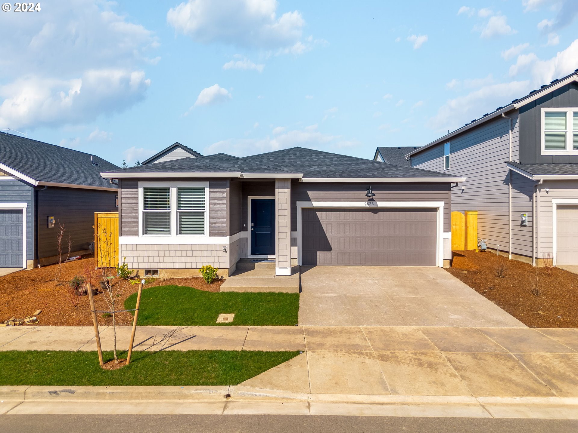 2760 U Street Springfield, OR 97477 - Photo 24 of 48 a front view of a house with entertaining space