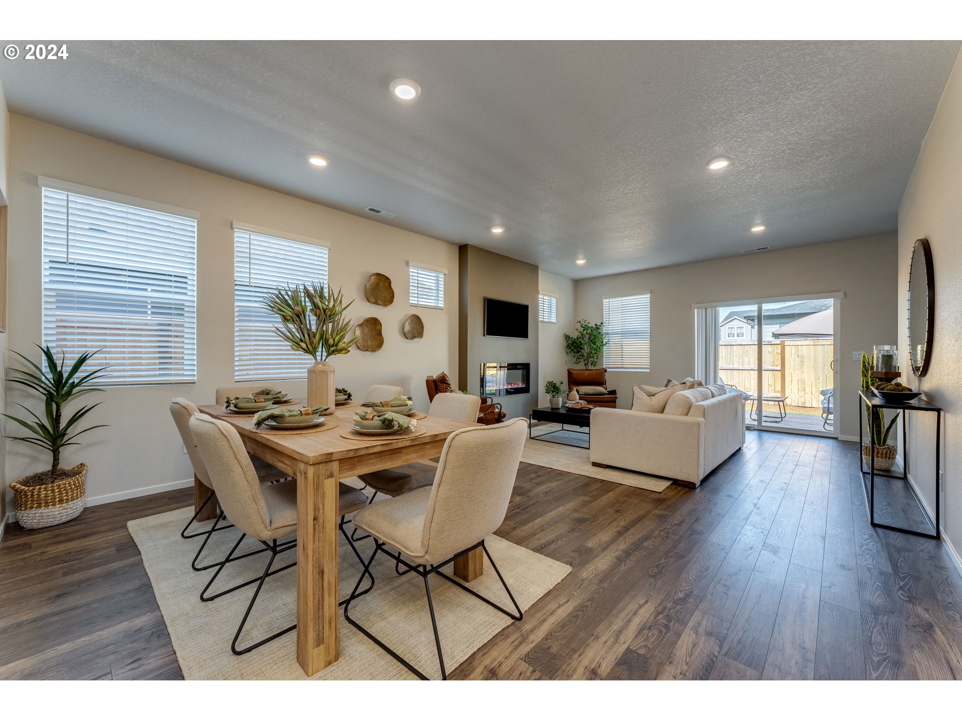 2760 U Street Springfield, OR 97477 - Photo 10 of 48 a living room with furniture and a wooden floor